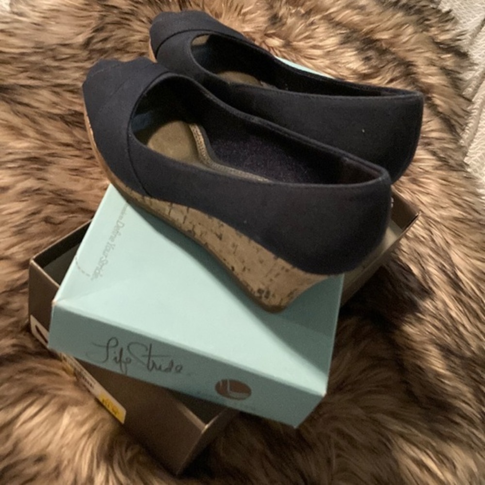 LifeStride ◦ navy blue wedges new in box